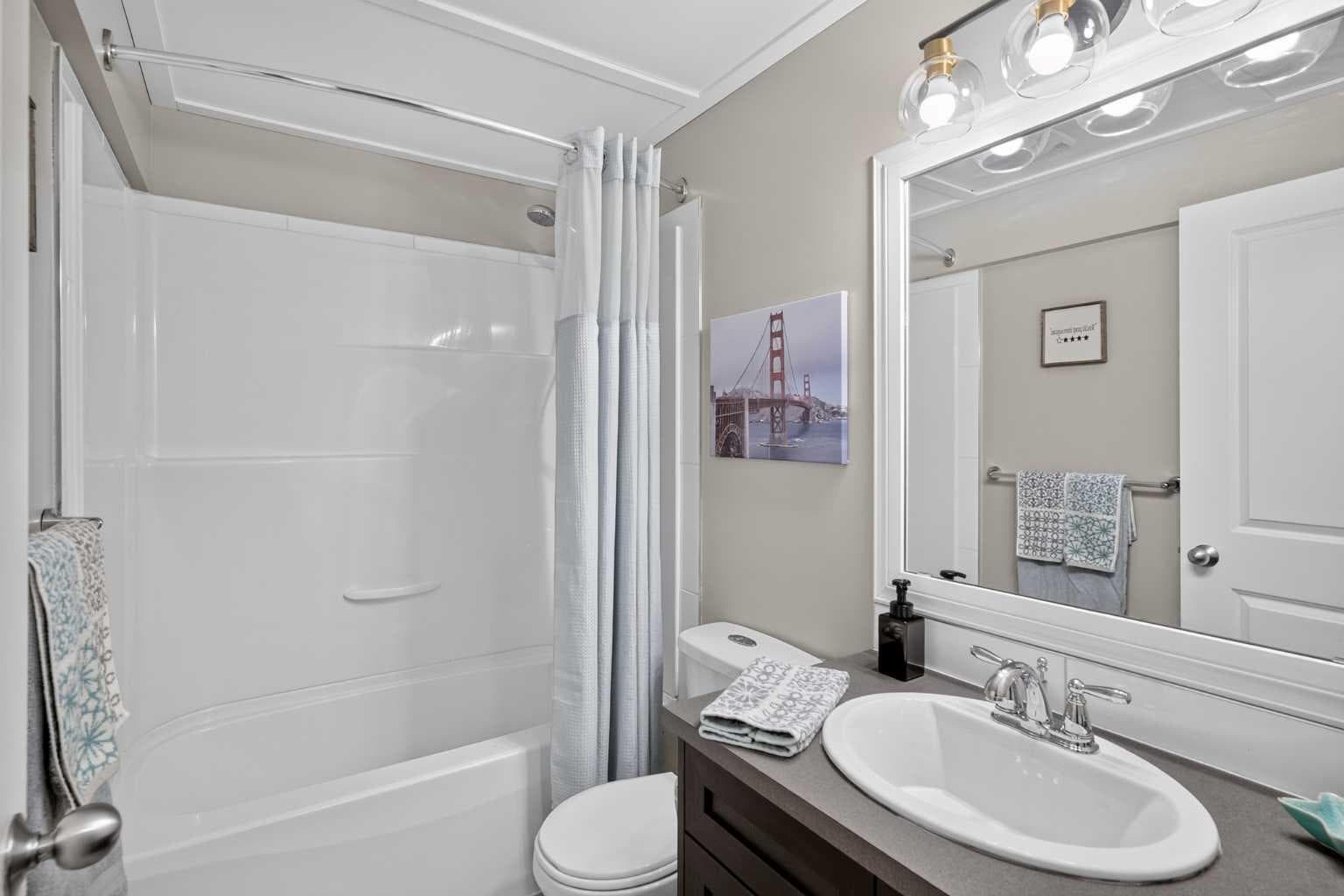 19 Marine Drive SE