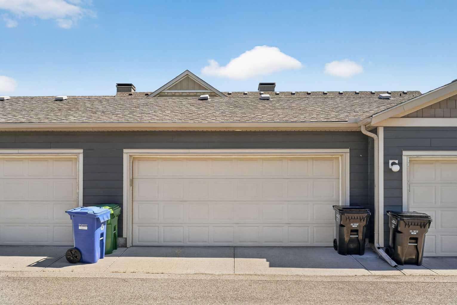 19 Marine Drive SE