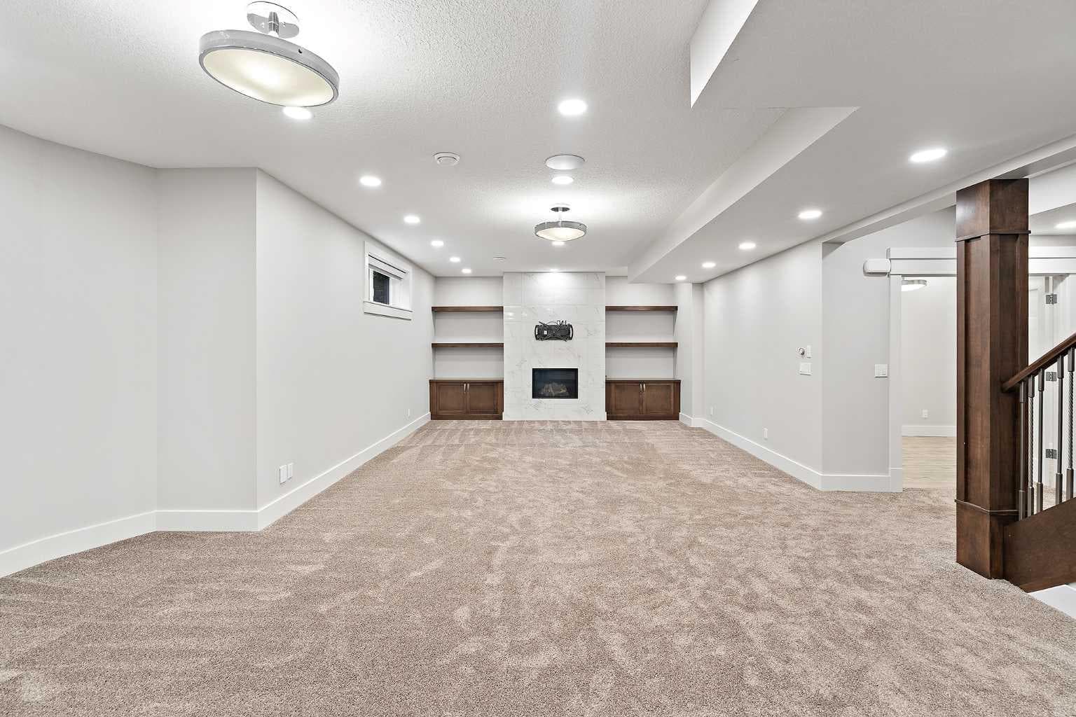 216 Aspen Summit Bay SW