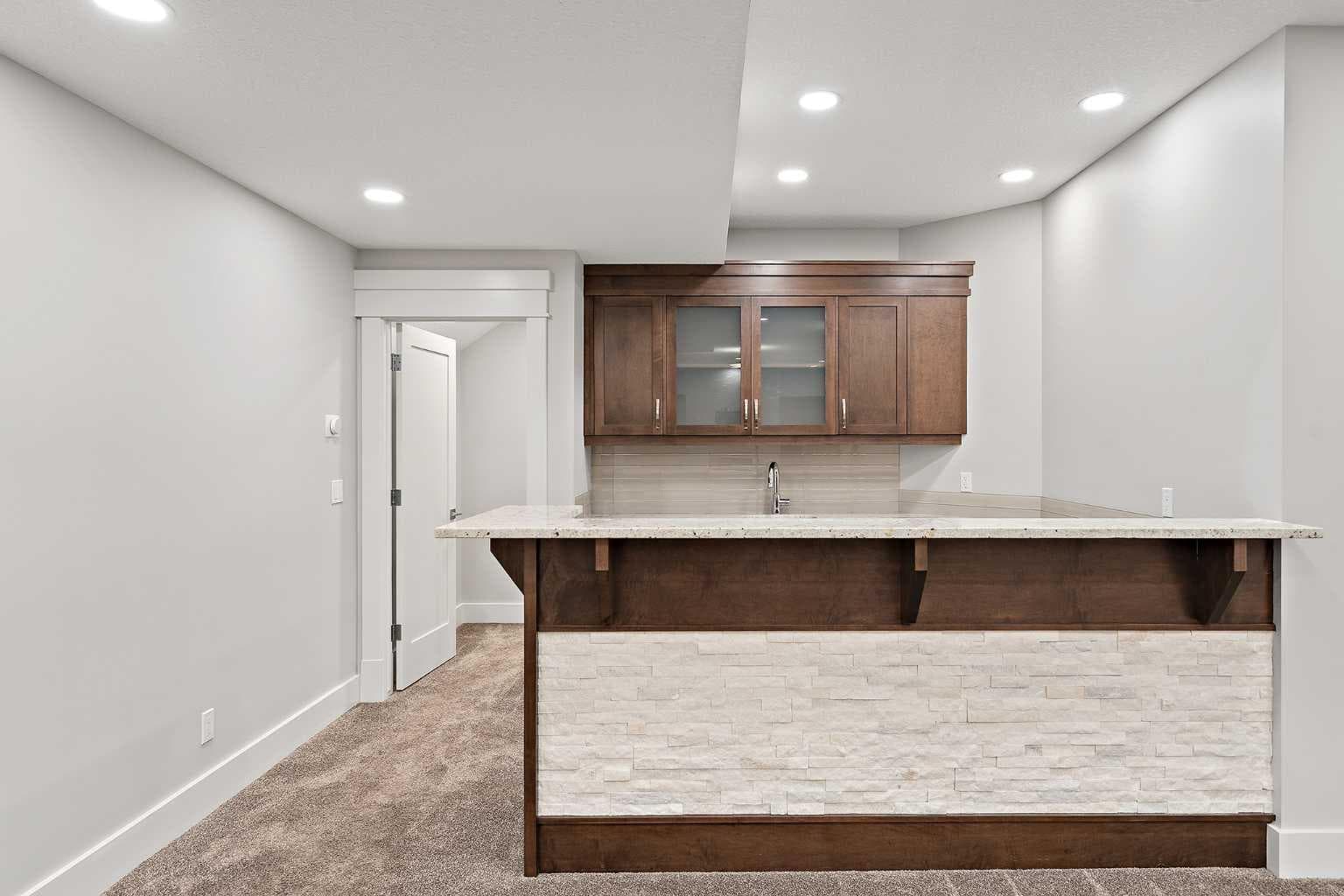 216 Aspen Summit Bay SW