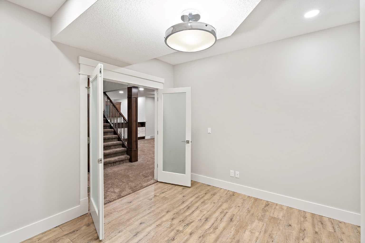 216 Aspen Summit Bay SW