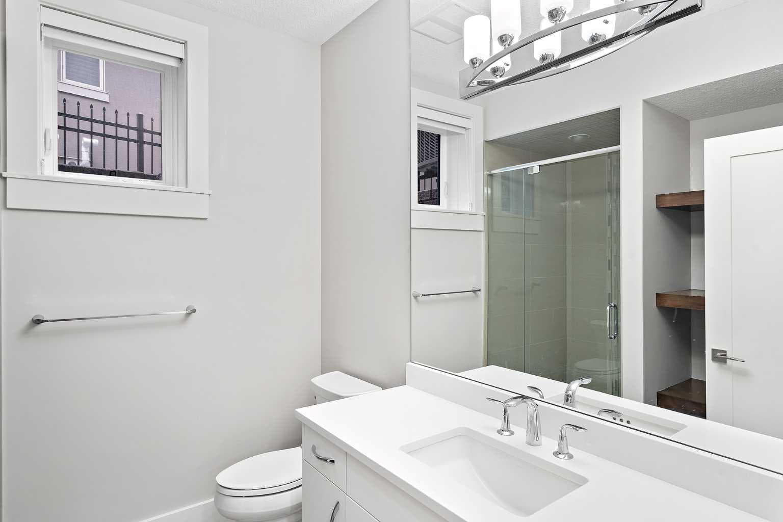 216 Aspen Summit Bay SW