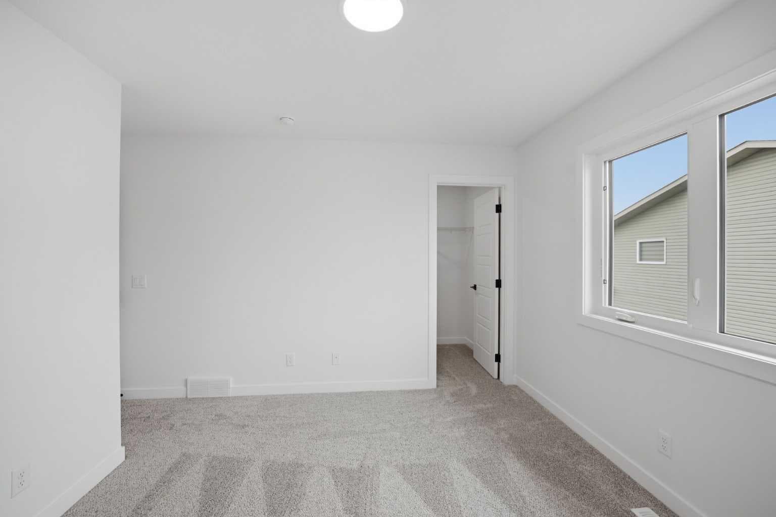 265 Dawson Wharf Crescent E