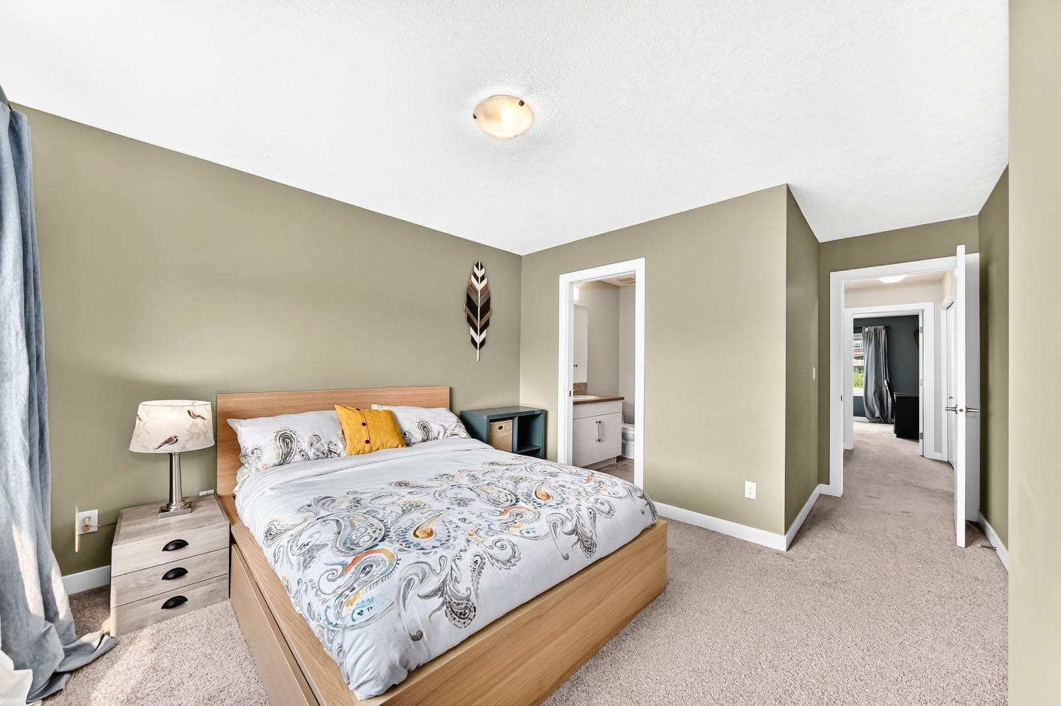 402, 501 River Heights Drive 