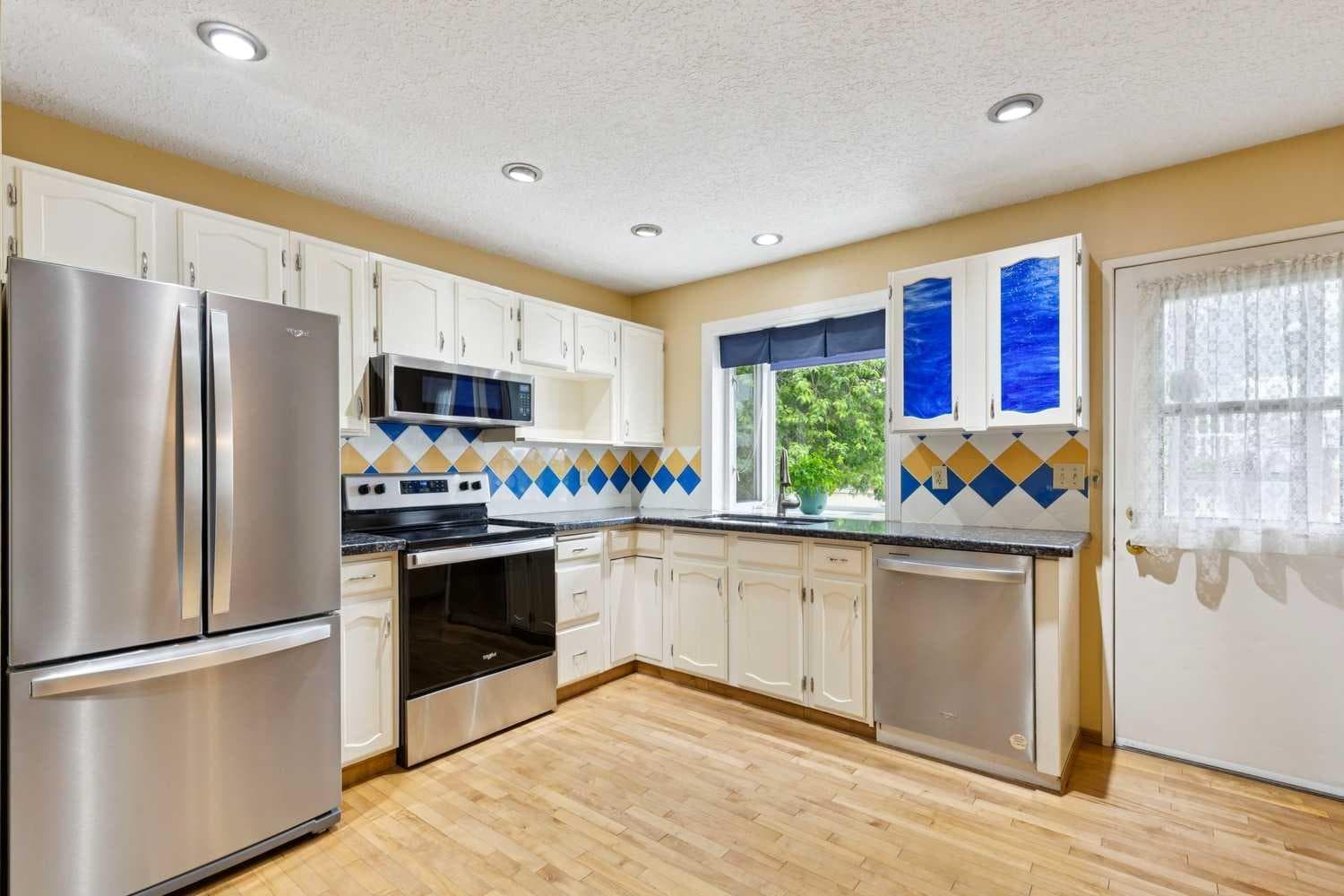 107 Bermuda Drive NW