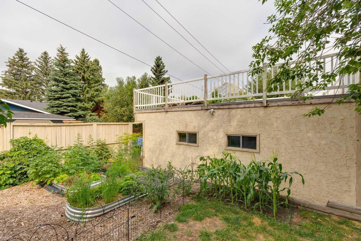 107 Bermuda Drive NW
