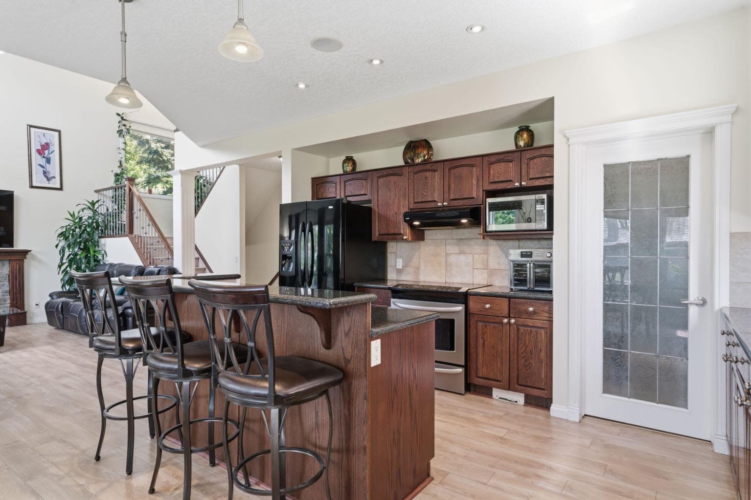 21 Royal Ridge Hill NW