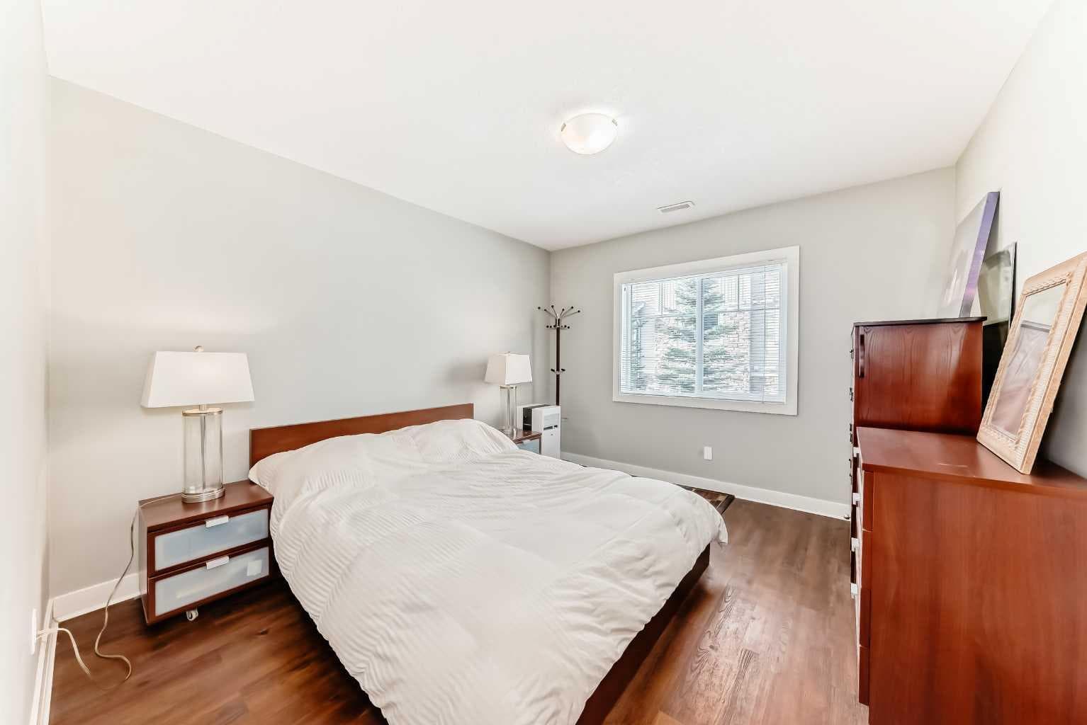 143, 300 MARINA Drive 