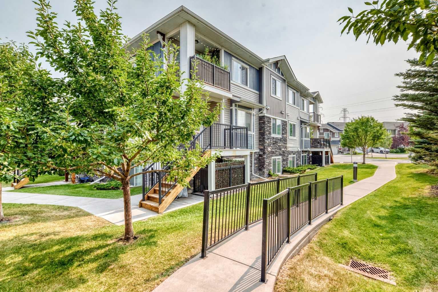 143, 300 MARINA Drive 