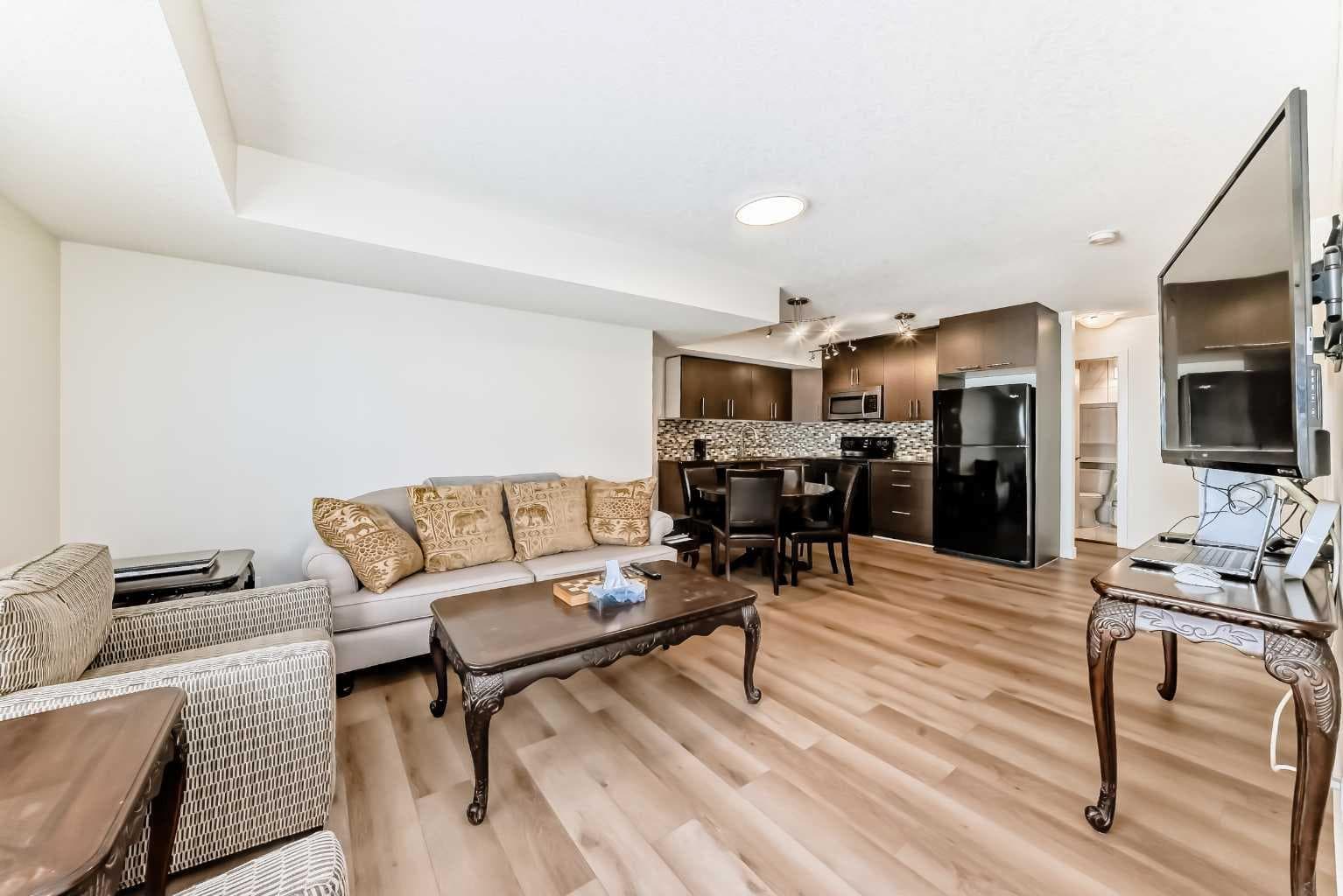 143, 300 MARINA Drive 