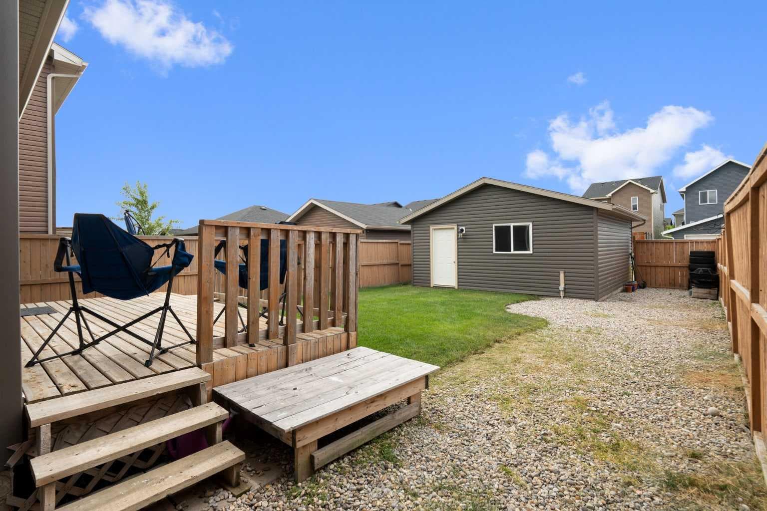 2449 Ravenswood View SE
