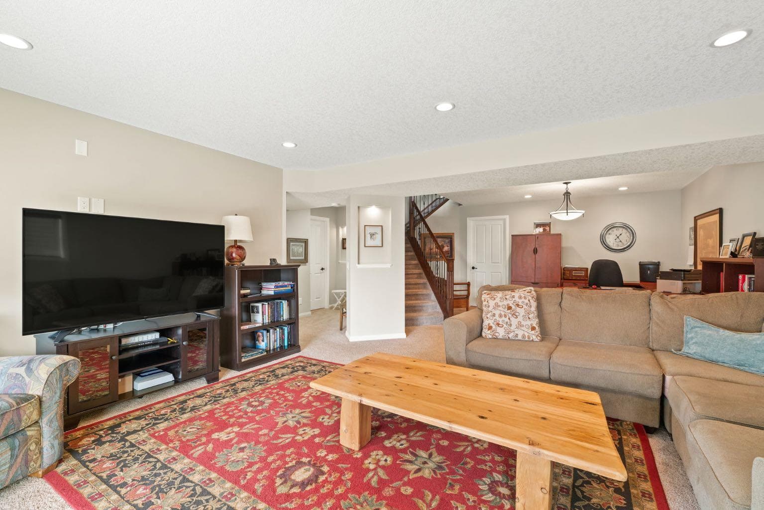 204 Sunset Square 