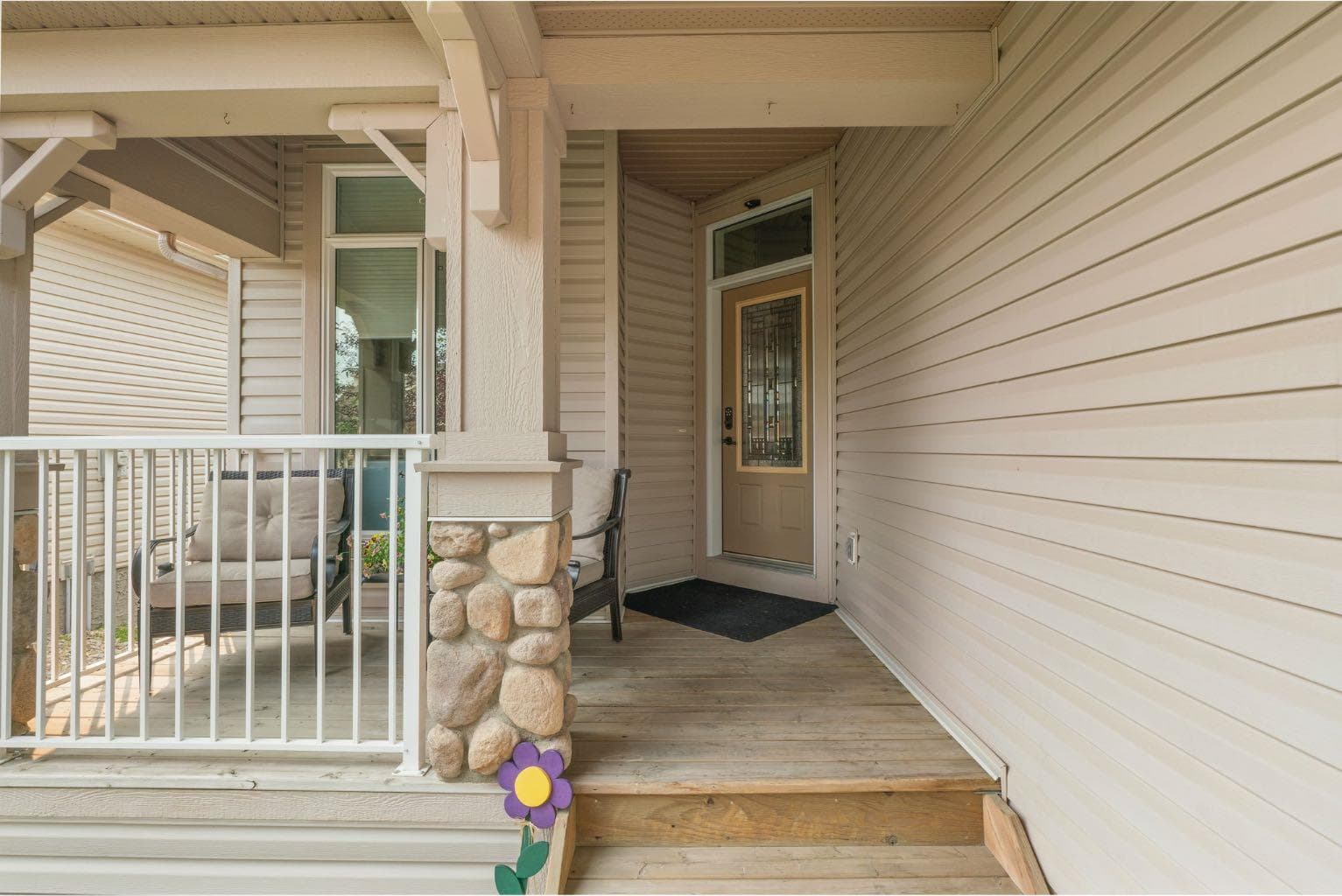 204 Sunset Square 