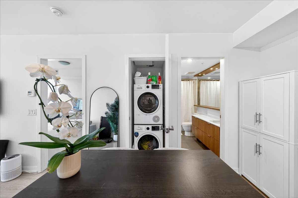 214, 51 Waterfront Mews SW