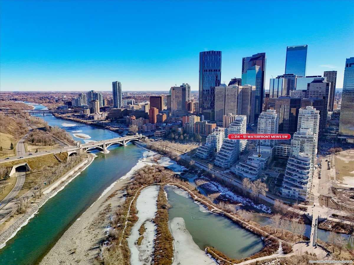 214, 51 Waterfront Mews SW