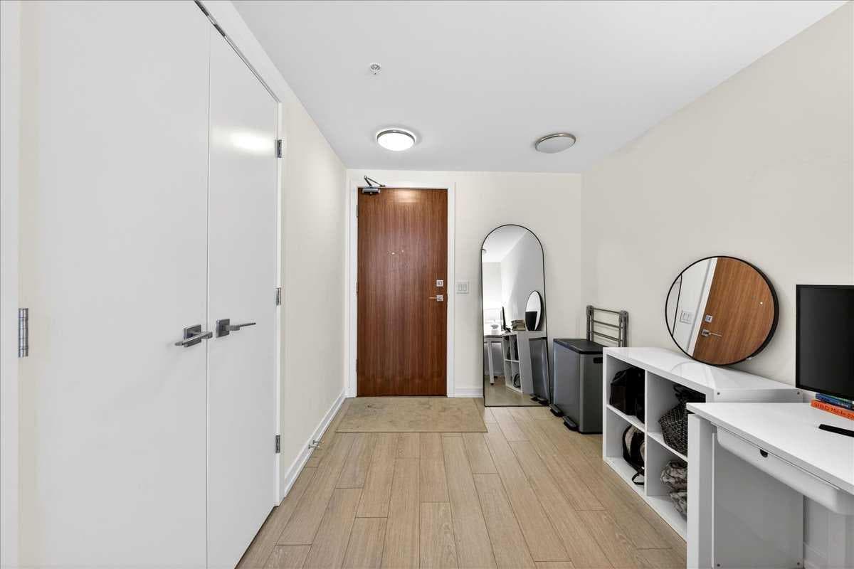 214, 51 Waterfront Mews SW