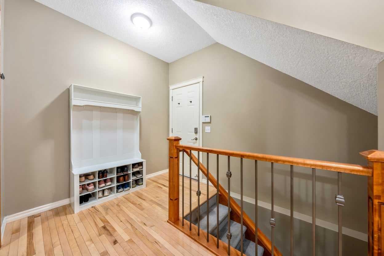 115 Coopers Hill SW
