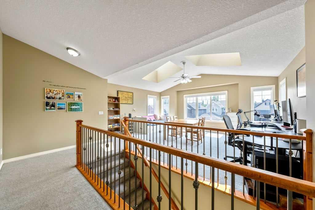 115 Coopers Hill SW