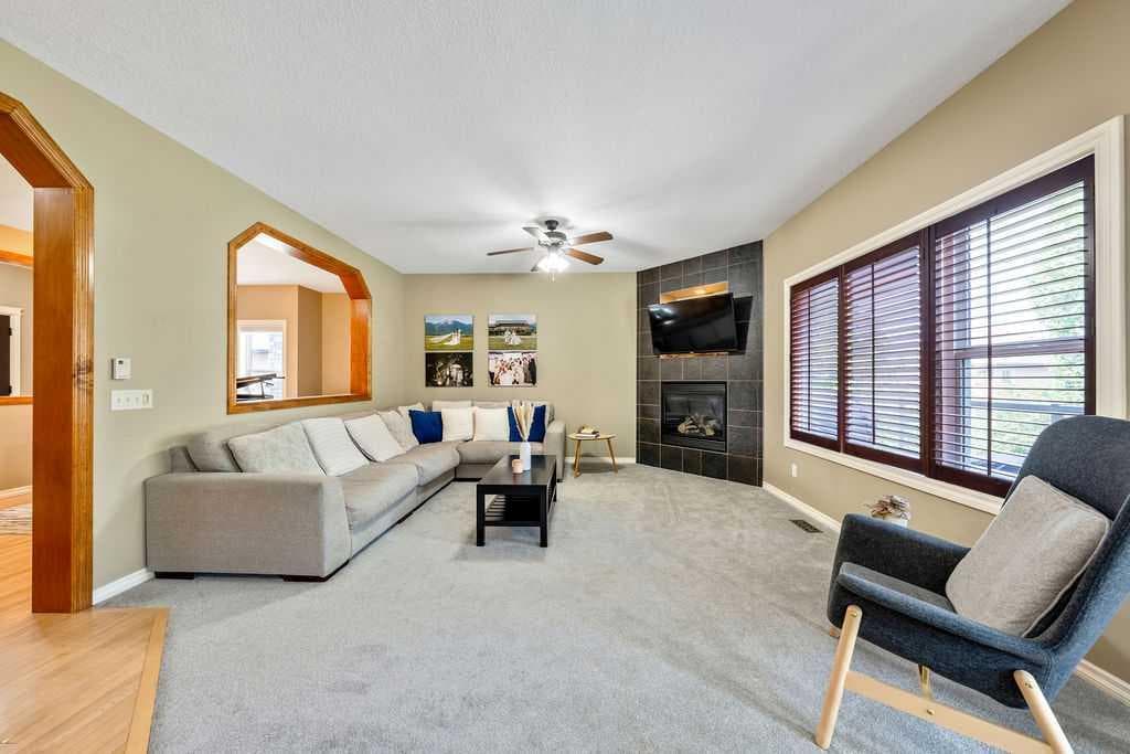 115 Coopers Hill SW