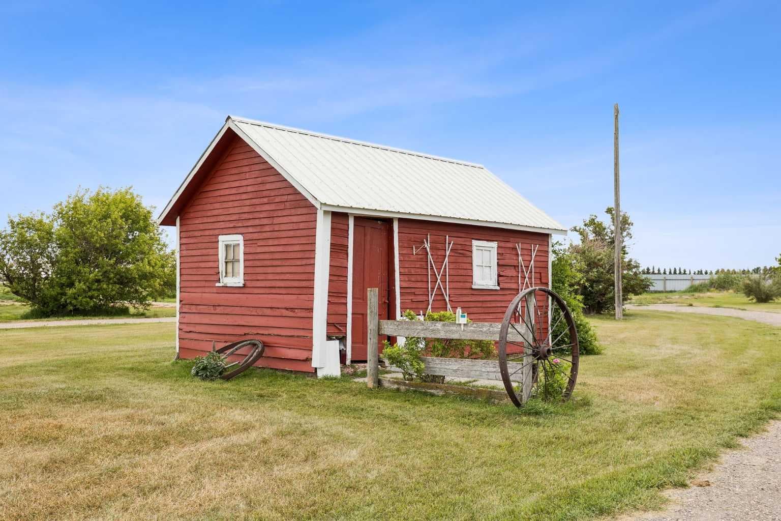 A, 272011 Range Road 275  