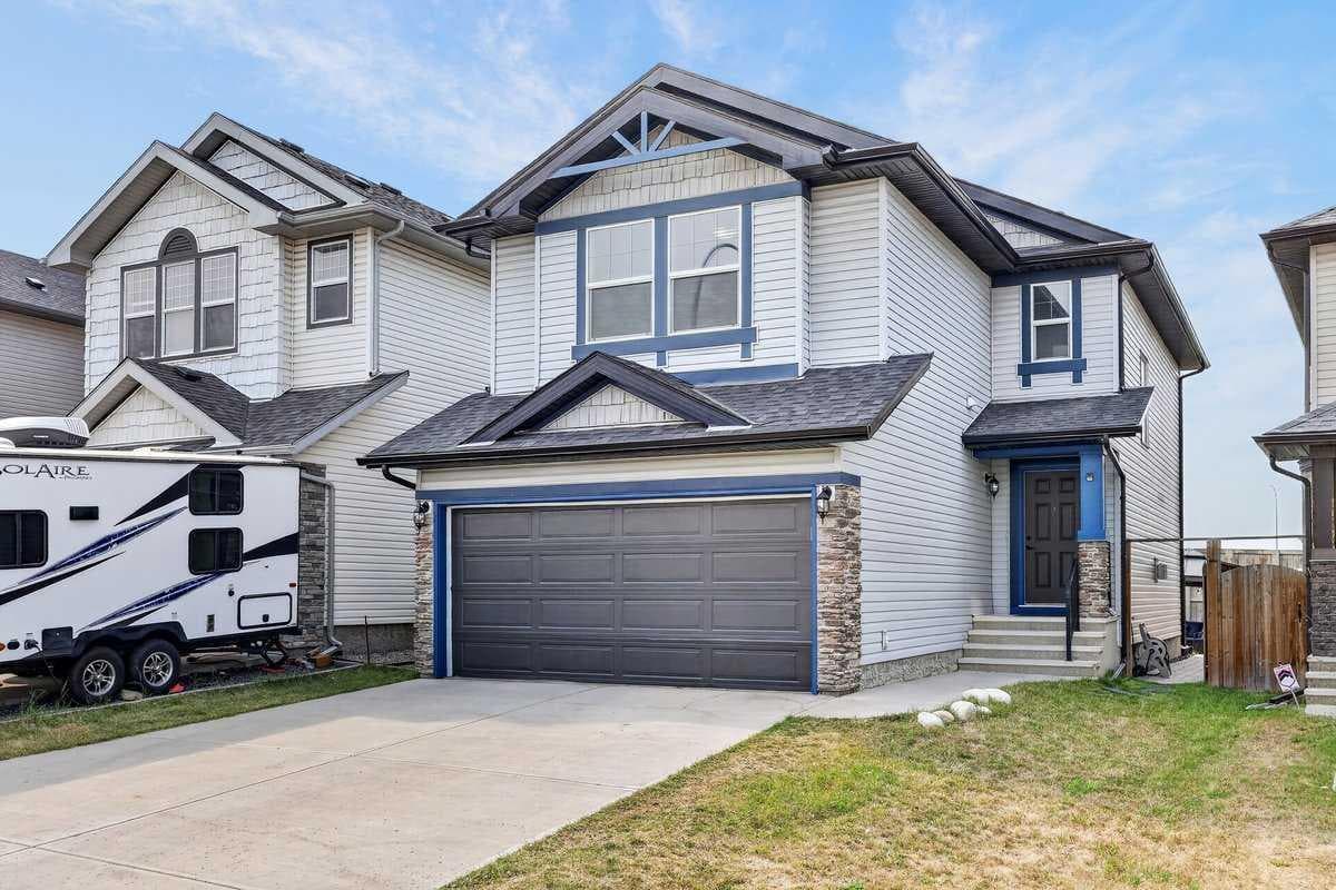 377 Panora Way NW