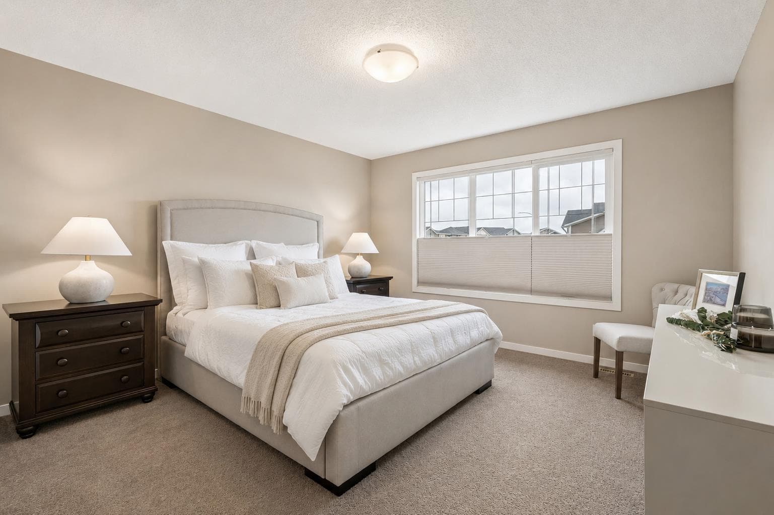 4 Emberside Place 