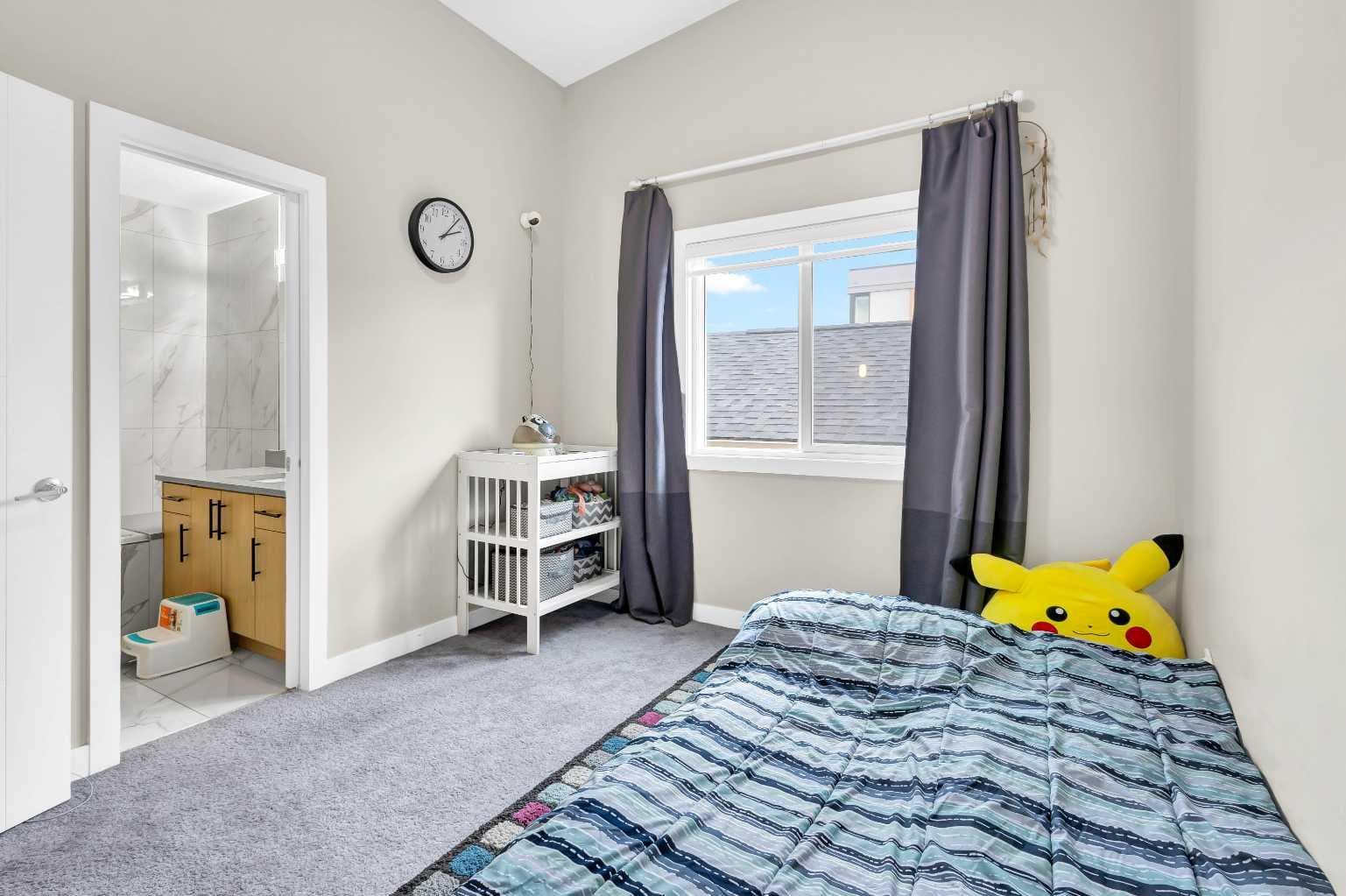 #2, 4519 bowness Road NW