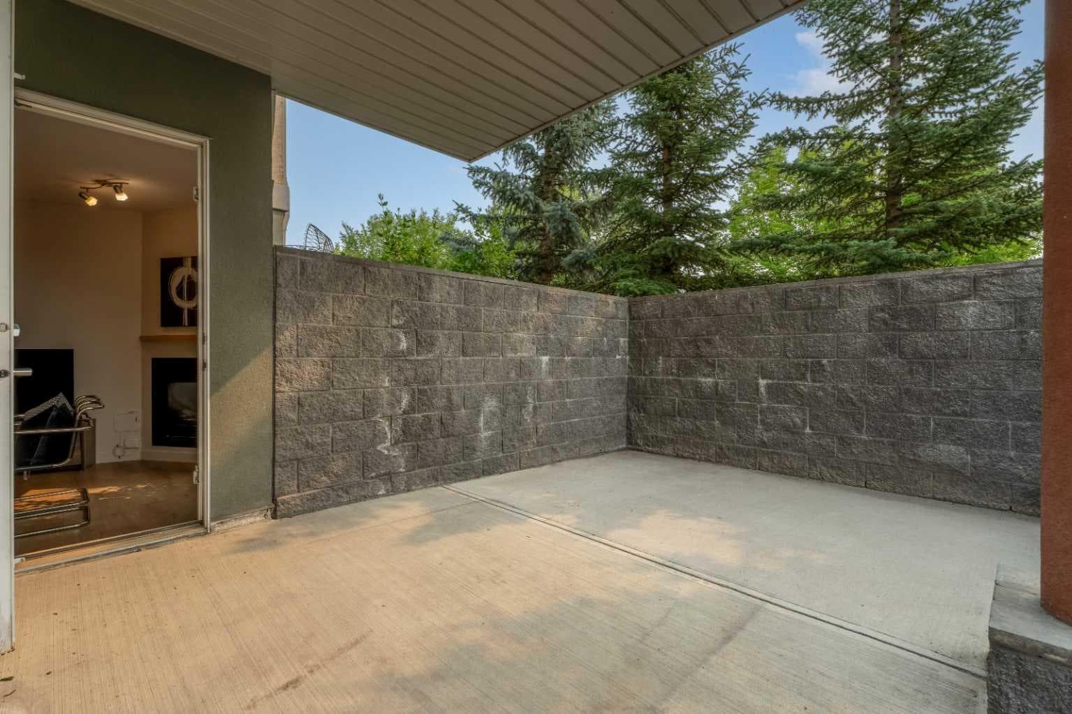 123, 69 Springborough Court SW