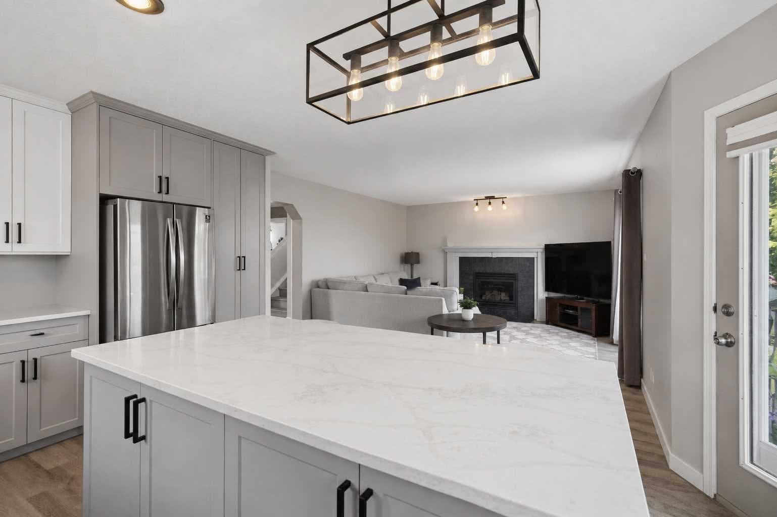 122 Sceptre Close NW