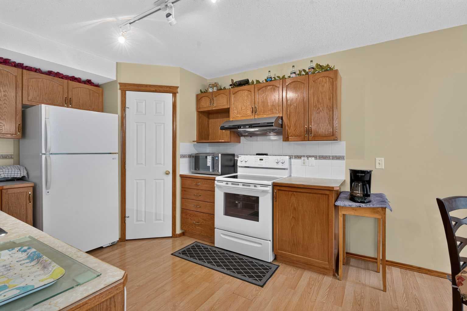 45 Arbour Crest Terrace NW