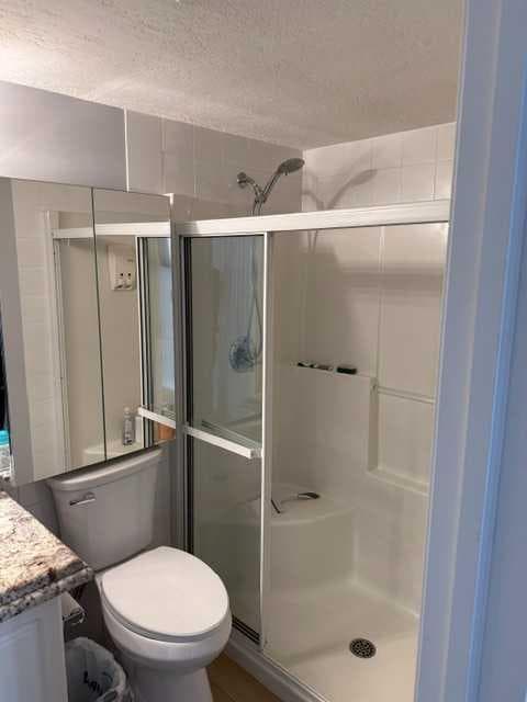 205, 3205 Valleyview Park SE