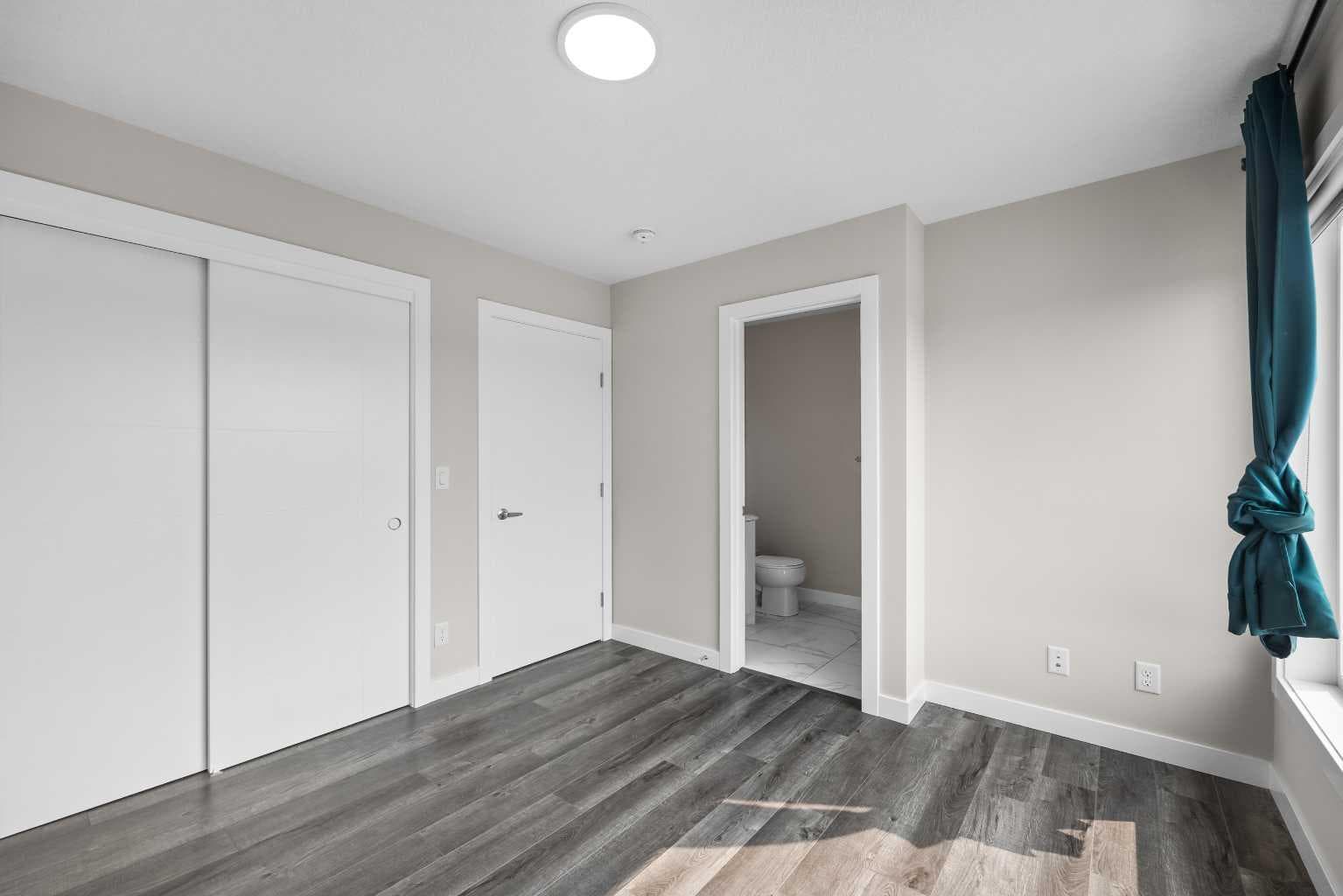 615 Evanston Link NW