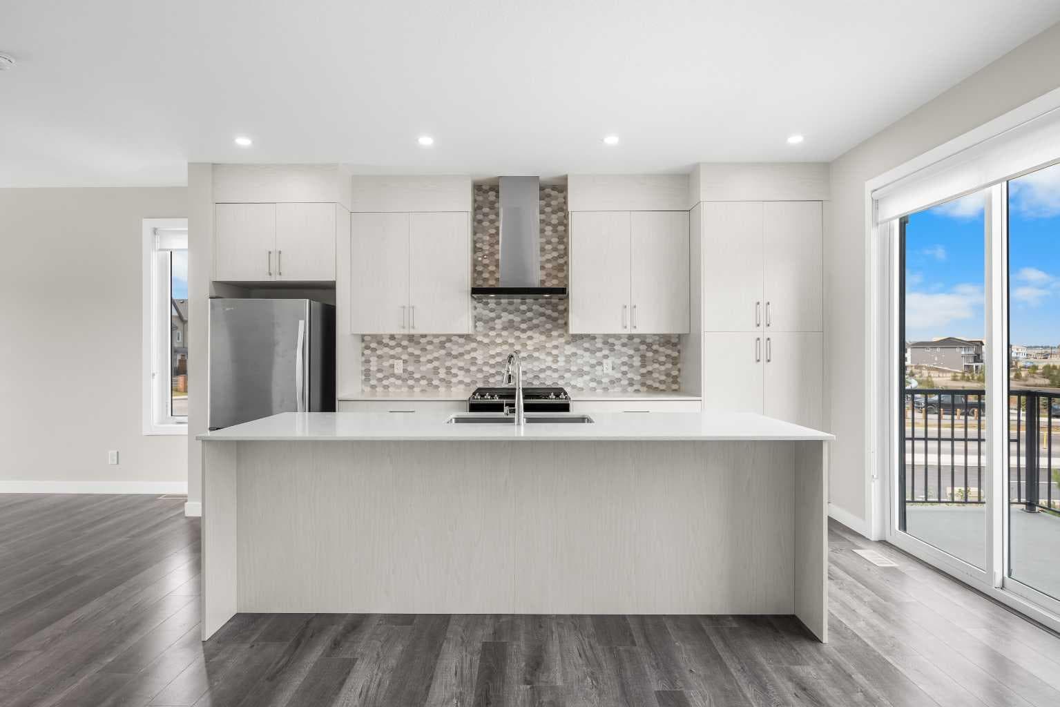 615 Evanston Link NW