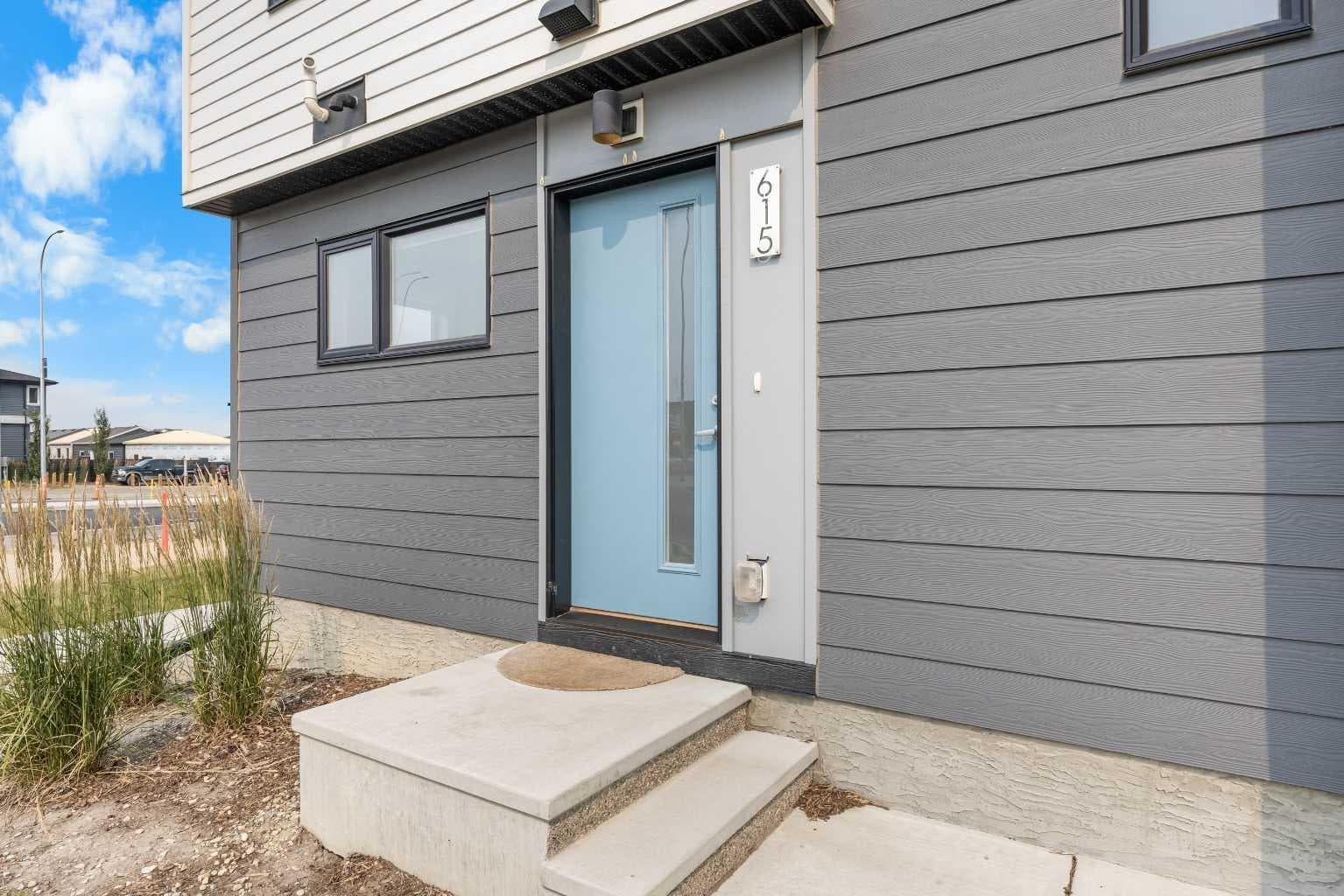 615 Evanston Link NW