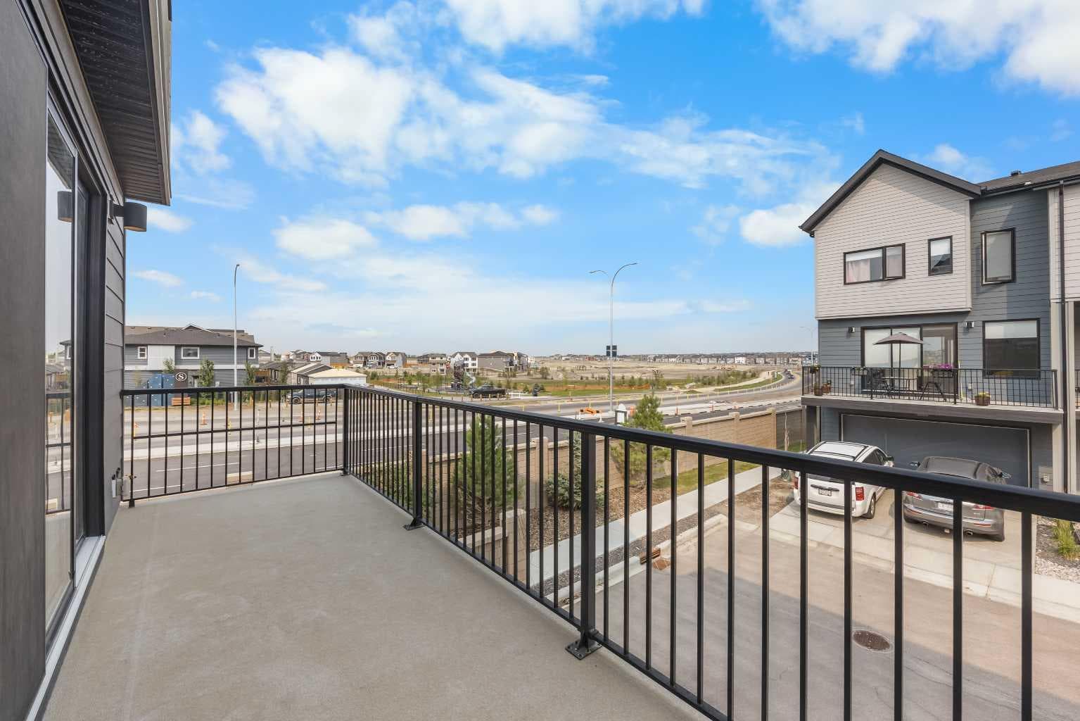 615 Evanston Link NW
