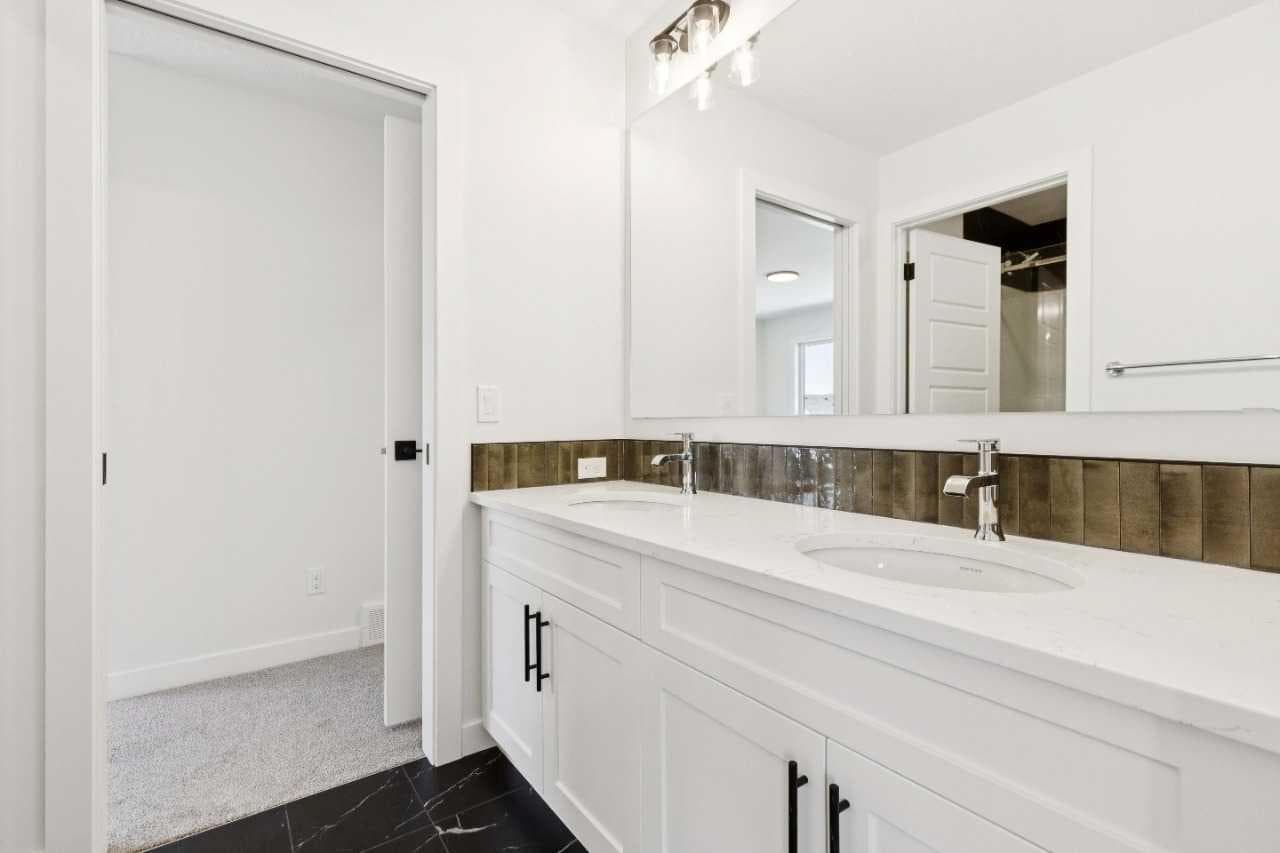 427 Bridgeport Glen 