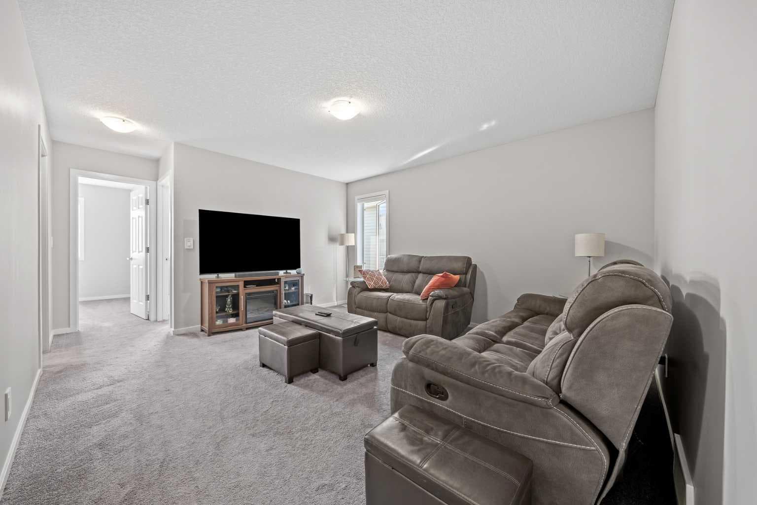 220 Windbury Lane SW