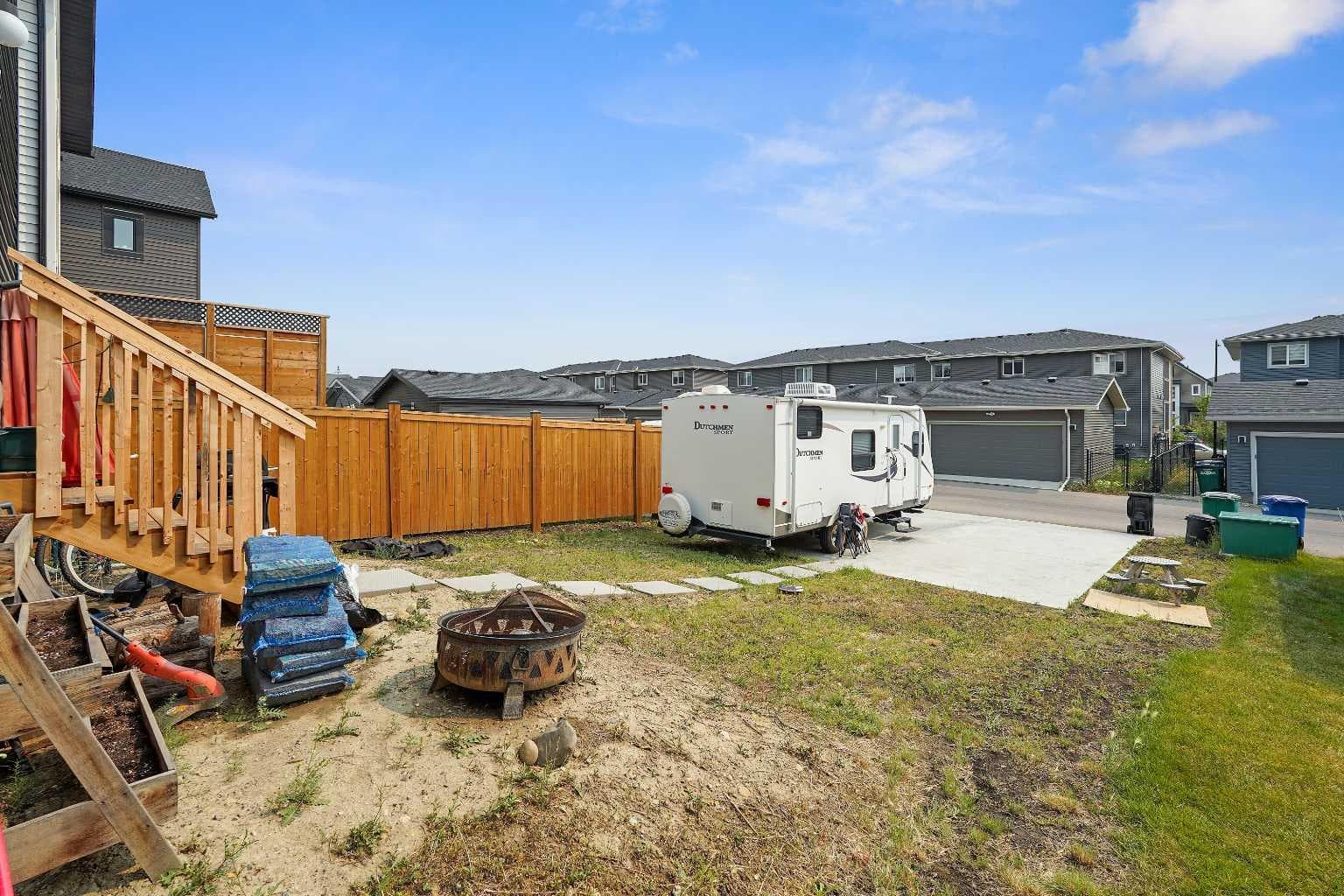 2320 Lancaster Heights SE