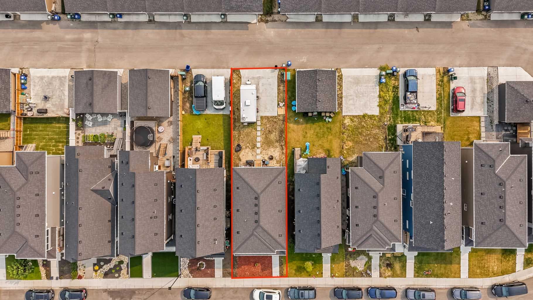 2320 Lancaster Heights SE