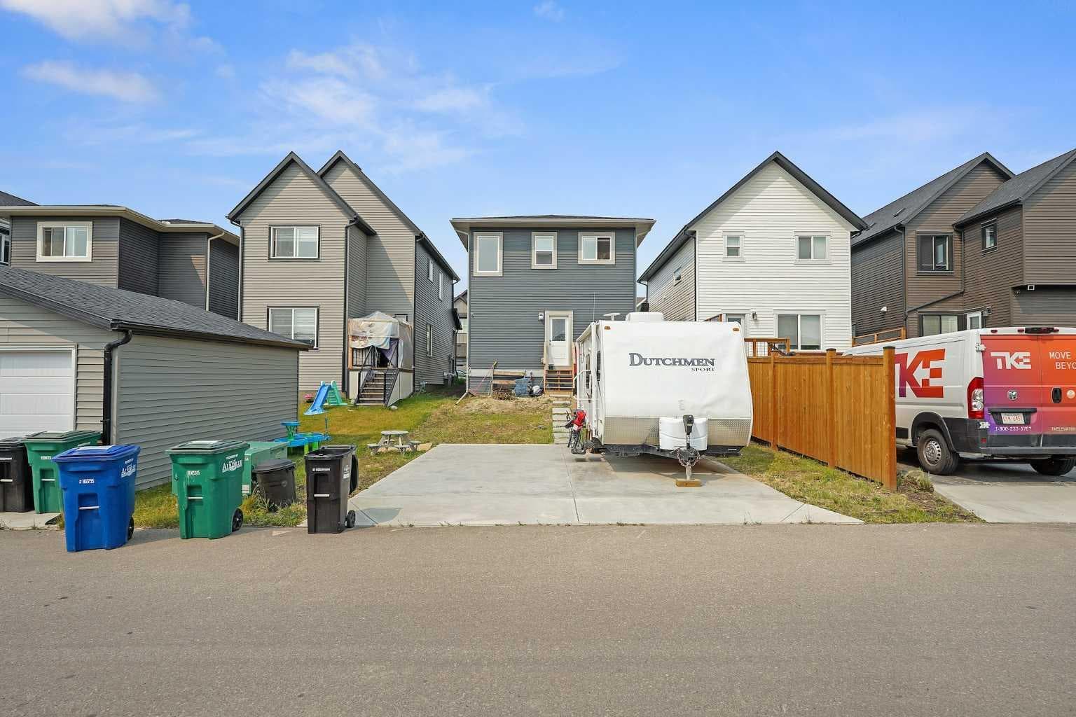 2320 Lancaster Heights SE