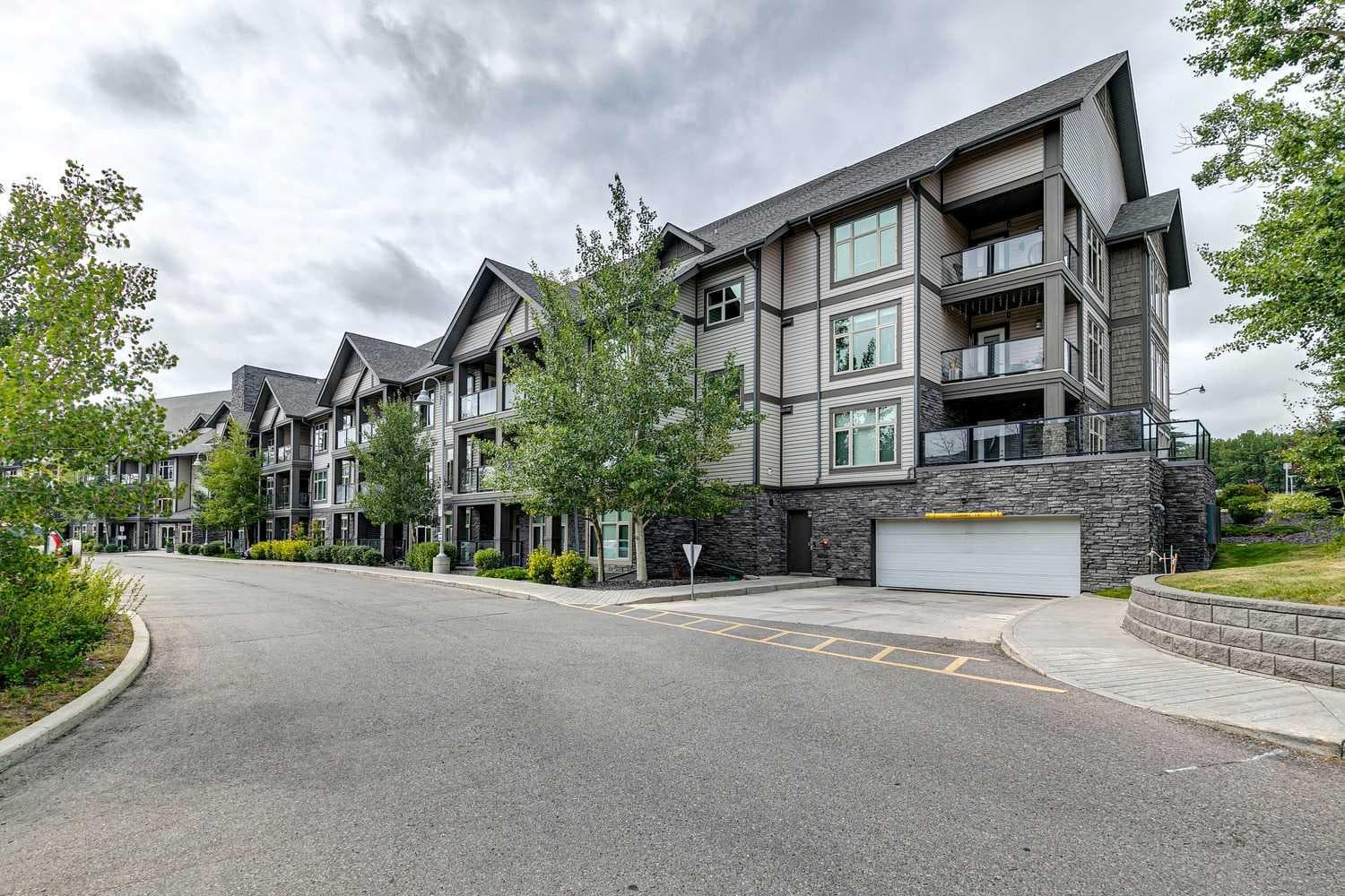 225, 15 Aspenmont Heights SW