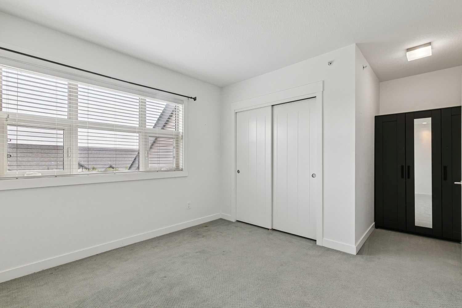 225, 15 Aspenmont Heights SW