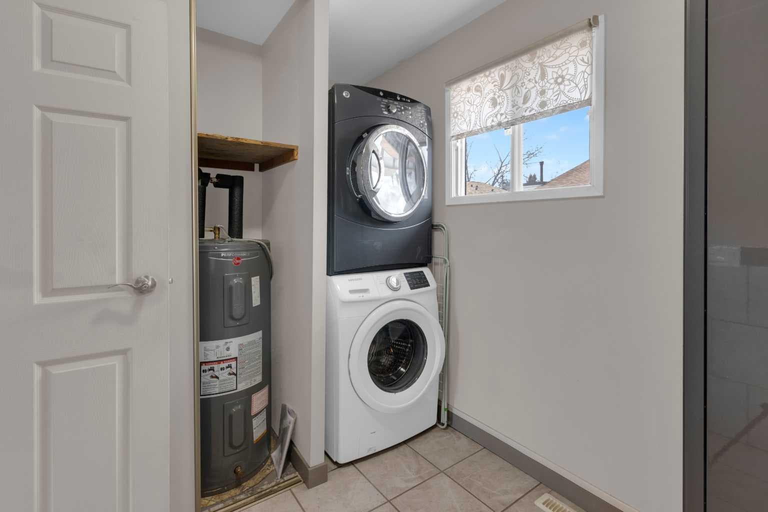 1808, 2520 Palliser Drive SW