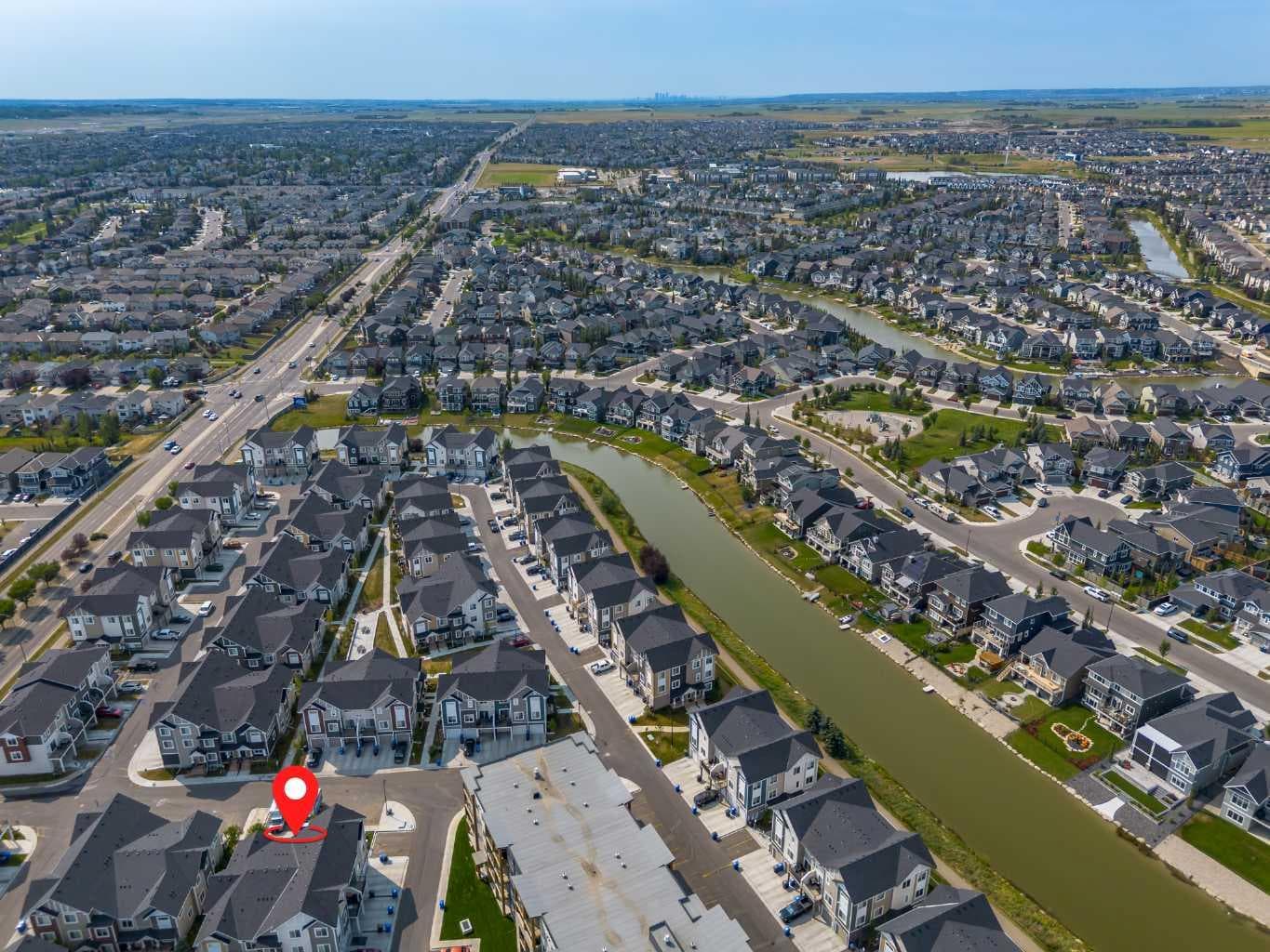 573 Canals Crossing SW