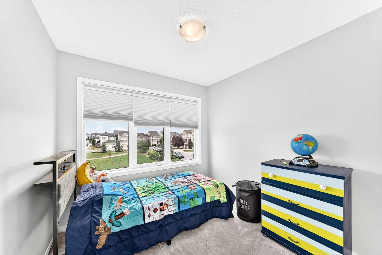 136 Windford Grove SW