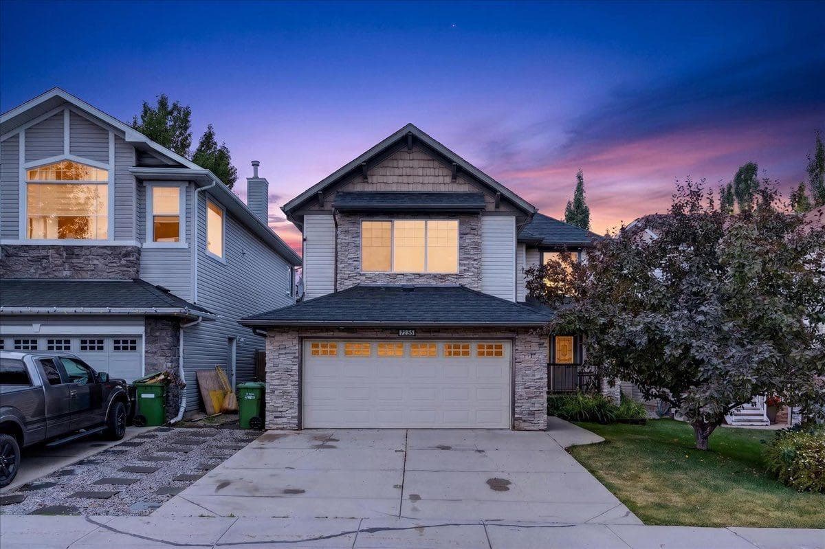 2745 Coopers Manor SW