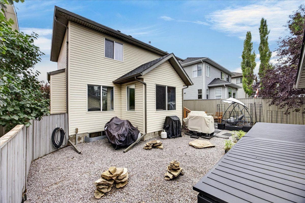 2745 Coopers Manor SW