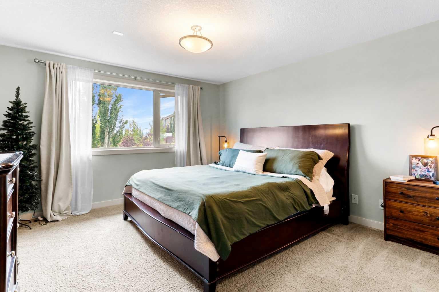 19 Sunset Circle 