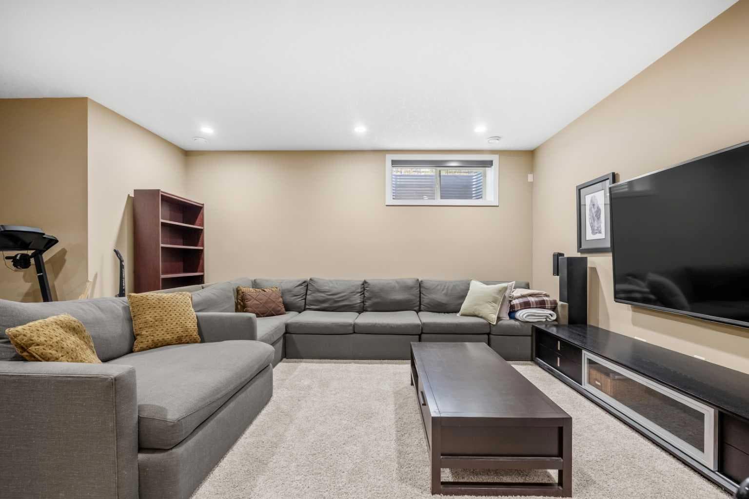 63 Cortina Villas SW