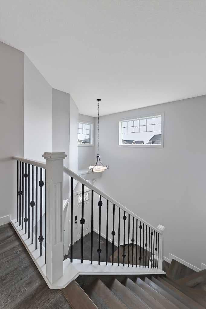 268 Rainbow Falls Way 